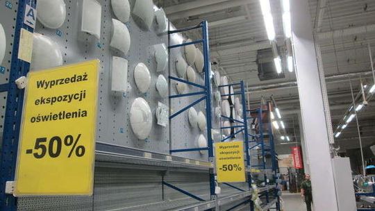 Koniec Praktikera w Lublinie. Likwidacja sklepu, wyprzedaż towaru, zwolnienia pracowników