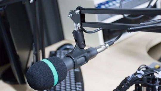 Koniec radia eR. Archidiecezja rezygnuje, część załogi straci pracę