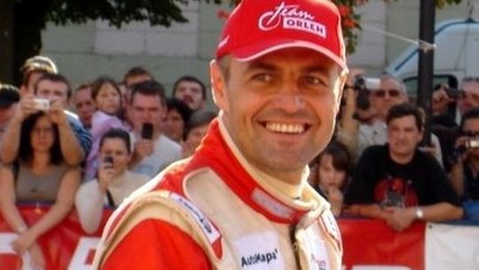 Koniec rajdu Dakar dla Hołowczyca. Złamane żebra i uraz kręgosłupa