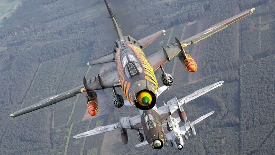 Koniec służby. To będzie ostatni pokaz samolotów Su-22 w polskich barwach 