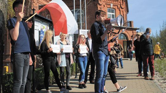 Koniec strajku nauczycieli. Puławskie szkoły wracają do normalnej pracy