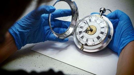 Koniec ze zmianą czasu na zimowy. Komisja sejmowa poparła projekt jednogłośnie