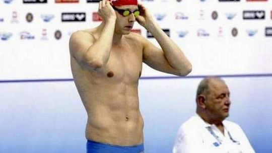 Konrad Czerniak w półfinale na 100 m kraulem podczas MŚ w pływaniu. Świtkowski odpadł w eliminacjach