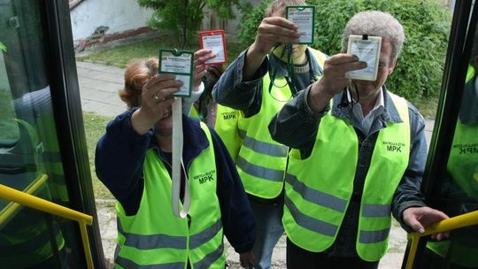 Kontrolerzy biletów dostaną uniformy