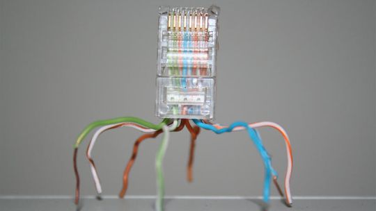 Kontrolerzy kwestionują przetarg na szerokopasmowy Internet