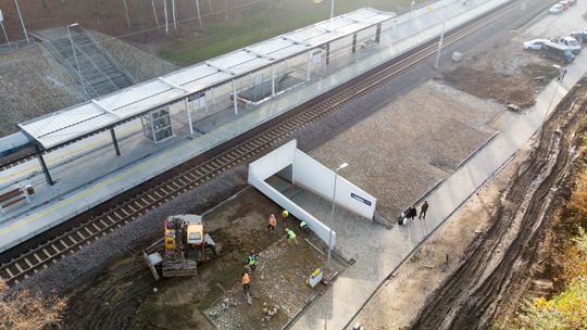 Koparkami i ręcznie. Pucują Lublin Zachodni