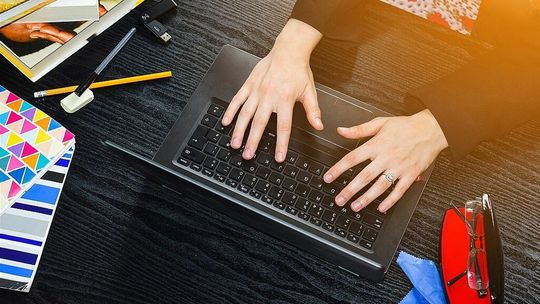 Korepetycje 2021: za ile i z czego? Czasem dodatkowe zajęcia mają też najmłodsi uczniowie