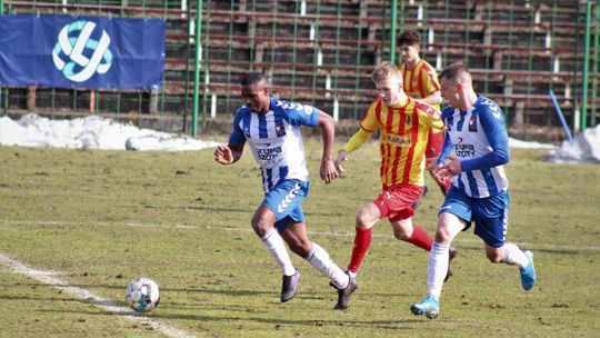 Korona II Kielce – Wisła Puławy 0:4. Lekko, łatwo i przyjemnie