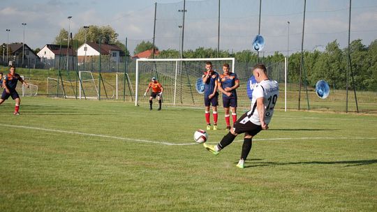 Korona Łaszczów – Błękitni Obsza 0:1. Żelazna defensywa Błękitnych