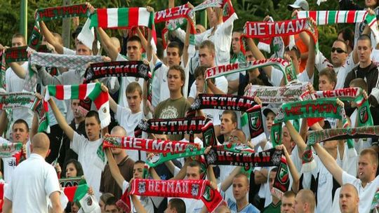 Korona oddała Hetmanowi mecz walkowerem. \"Przestraszyliśmy się kibiców\"