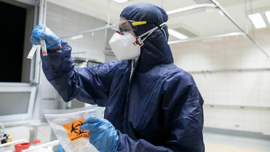 Koronawirus, 20 maja 2021. Zmarło 250 osób