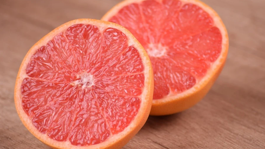 Koronawirus. Jeśli nie lubisz grejpruftów, to dobrze. Tak mówią naukowcy