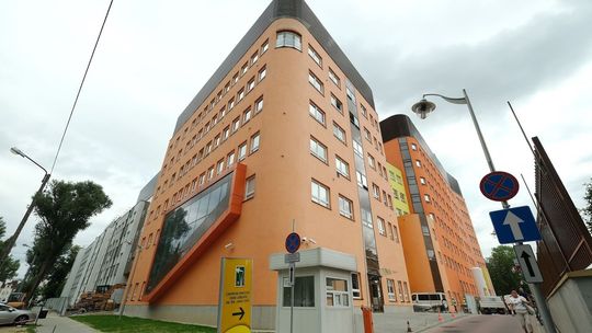 Koronawirus. Jest ognisko Covid-19 numer 100.  Nowe to głównie szpitale w Lublinie