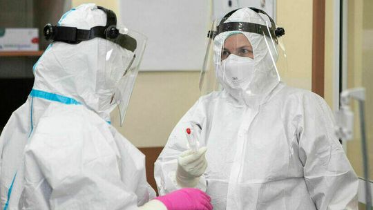 Koronawirus. Kilkanaście tysięcy nowych zakażeń