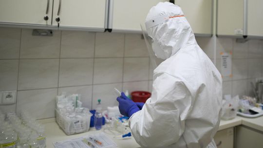 Koronawirus Lubelskie: Znowu więcej zakażeń w regionie. Zmarły 22 osoby