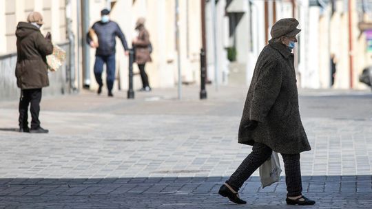 Koronawirus: Policjanci 11 mln razy sprawdzili osoby skierowane na kwarantannę