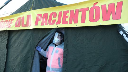 Koronawirus. Ponad 1,1 tys. nowych zachorowań tylko w jednym województwie