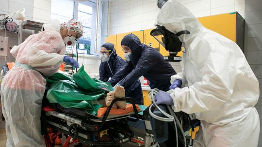 Koronawirus. Ponad 100 chorych w lubelskich szpitalach [lista ognisk]