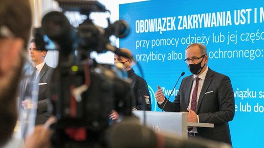 Koronawirus. "Przygotowujemy się na najgorsze scenariusze 15-20 tysięcy zakażeń na dobę" 