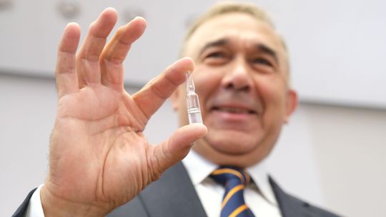 Koronawirus. W Lublinie wyprodukowano pierwszy na świecie lek na Covid-19