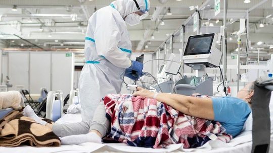 Koronawirus w Polsce. Ponad 260 tysięcy osób jest na kwarantannie. Ile jest nowych zakażeń?