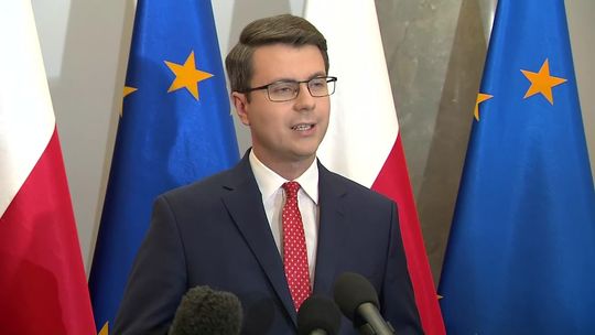 Koronawirus w Polsce. Rząd nie wyklucza przywrócenia obostrzeń w powiatach będących ogniskami zakażeń