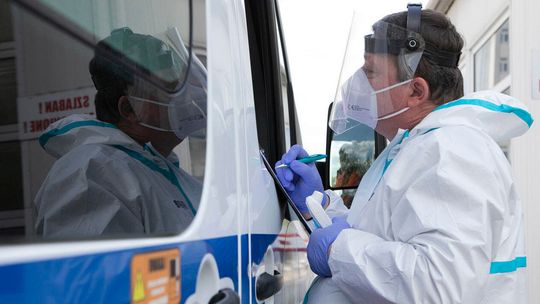 Koronawirus: W szpitalu w Lublinie zmarła pacjentka. 39 nowych przypadków zakażenia