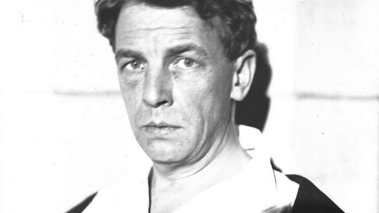 Korowód aktorów w Lublinie. Teatr Osterwy zaprasza na urodziny