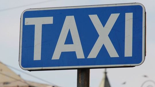 Korporacja taksówkowa z Lublina zaprzecza współpracy z pijanym taksówkarzem