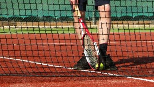 Korty na Czubach otwarte, ale biletu wstępu na miejscu nie kupisz