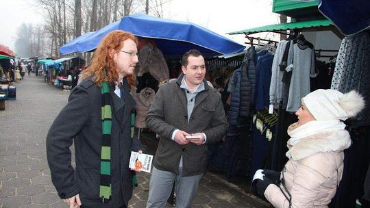 Korwiniści chcą pomóc handlarzom na bazarze w Białej Podlaskiej