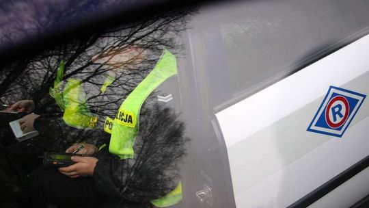 Korytków Duży. Dwoje pieszych potrąconych przez samochód