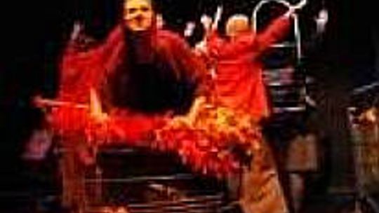 KOSMOS Gardzienic: Supermarket i Narodowe VooDoo 