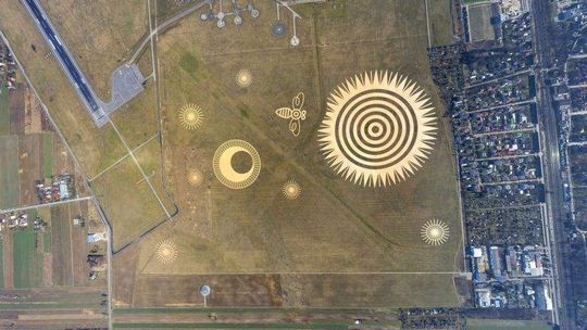 Kosmos Koziary na lubelskim lotnisku. Wkrótce ruszą prace