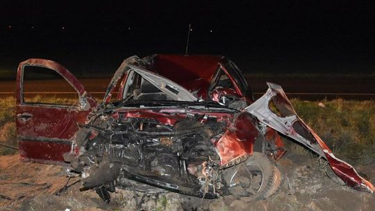 Koszmarny wypadek. Nie żyje kierowca VW, pasażerka jest ranna