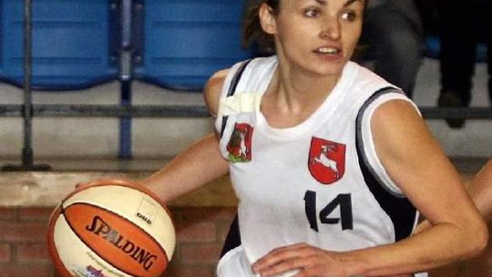 Koszykarki AZS UMCS Lublin dziś o godz. 16 podejmują w hali MOSiR AZS UW