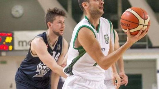 Koszykarze AZS UMCS lepsi od Dzików Warszawa