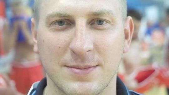 Koszykówka bez barier. Jak niesłyszący radzą sobie na parkiecie?