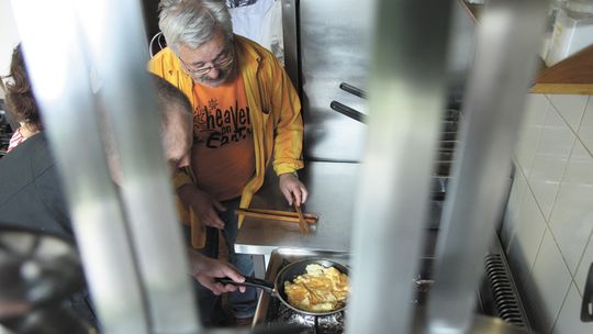 Kotlet na talerzu. Jeśli nie schabowy, to jaki? Kilka sprawdzonych przepisów