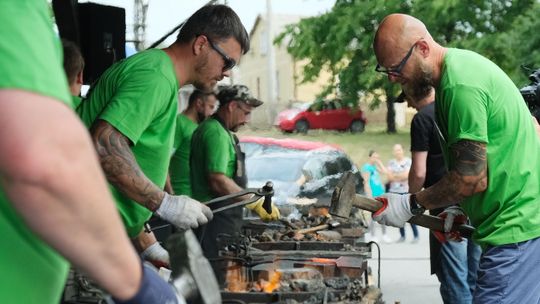 Kowale zjeżdżają do Wojciechowa, ale kuć będą hybrydowo