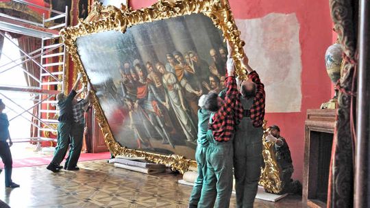 Kozłówka: Chodkiewicz zdjęty ze ściany