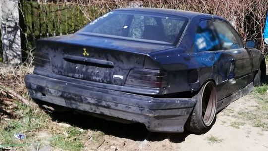Kradzieże aut w Lublinie. Policjanci odzyskali dwa samochody. Mazda "znalazła się" w Warszawie