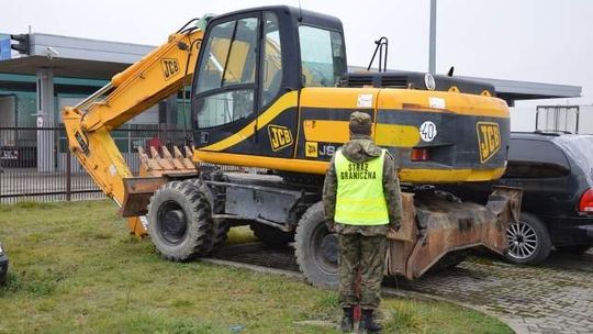 Kradziona koparka nie przejechała przez granicę