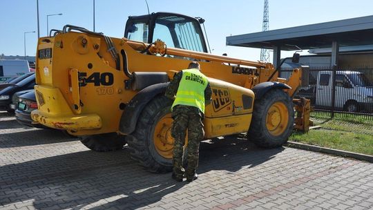 Kradziona ładowarka miała trafić na Ukrainę. Kierowca wpadł na granicy