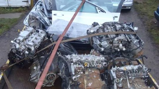 Kradzione auta rozbierali pod Lubartowem