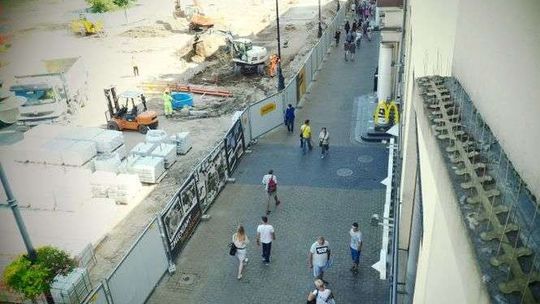 Krakowskim Przedmieściem nie dojdziemy do deptaka. Zamkną przejście na 3 miesiące