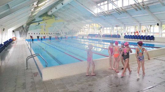 Kraśnik ma więcej pieniędzy na przebudowę basenu. Ale złotych klamek nie będzie