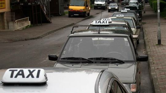 Kraśnik: Nocą taksówką albo na piechotę 