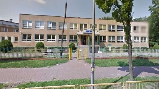 Kraśnik: Starsi uczniowie szkoły przeniosą się do innego budynku