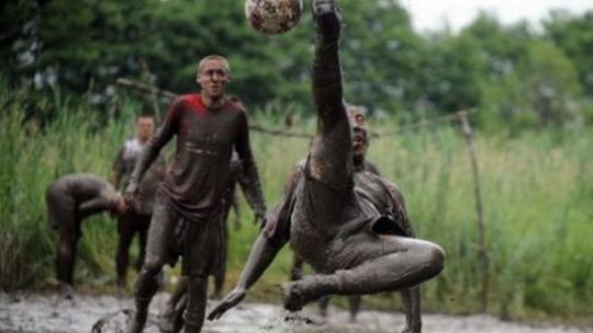 Krasnobród: Zagrają w piłkę błotną